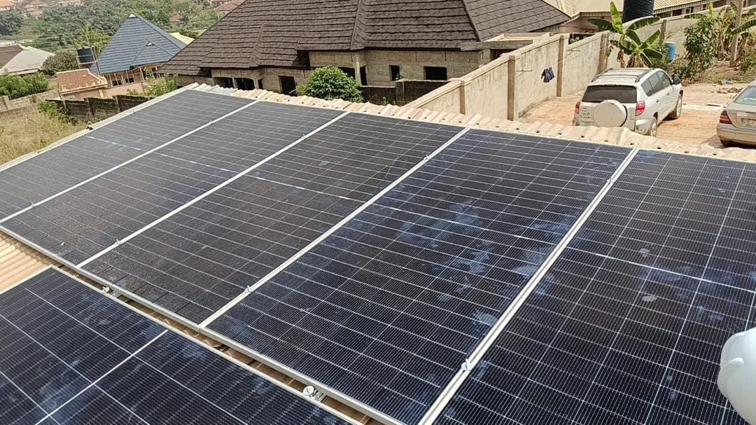 5kW Inverter + 5kWh Lithium Battery + 6 650W solar panels Solar System